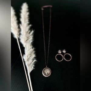 Tree of life necklace with matching earrings.